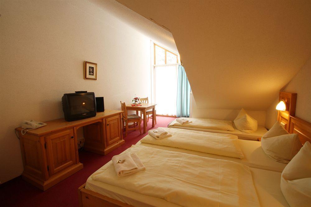 Hotel Ahornhof Lindberg Bagian luar foto