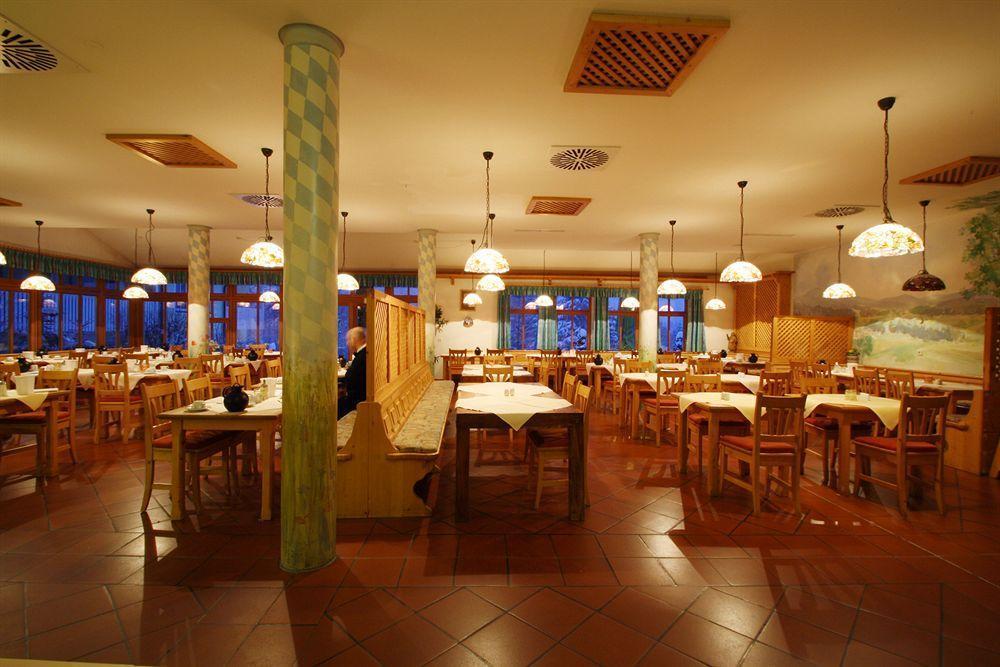 Hotel Ahornhof Lindberg Bagian luar foto