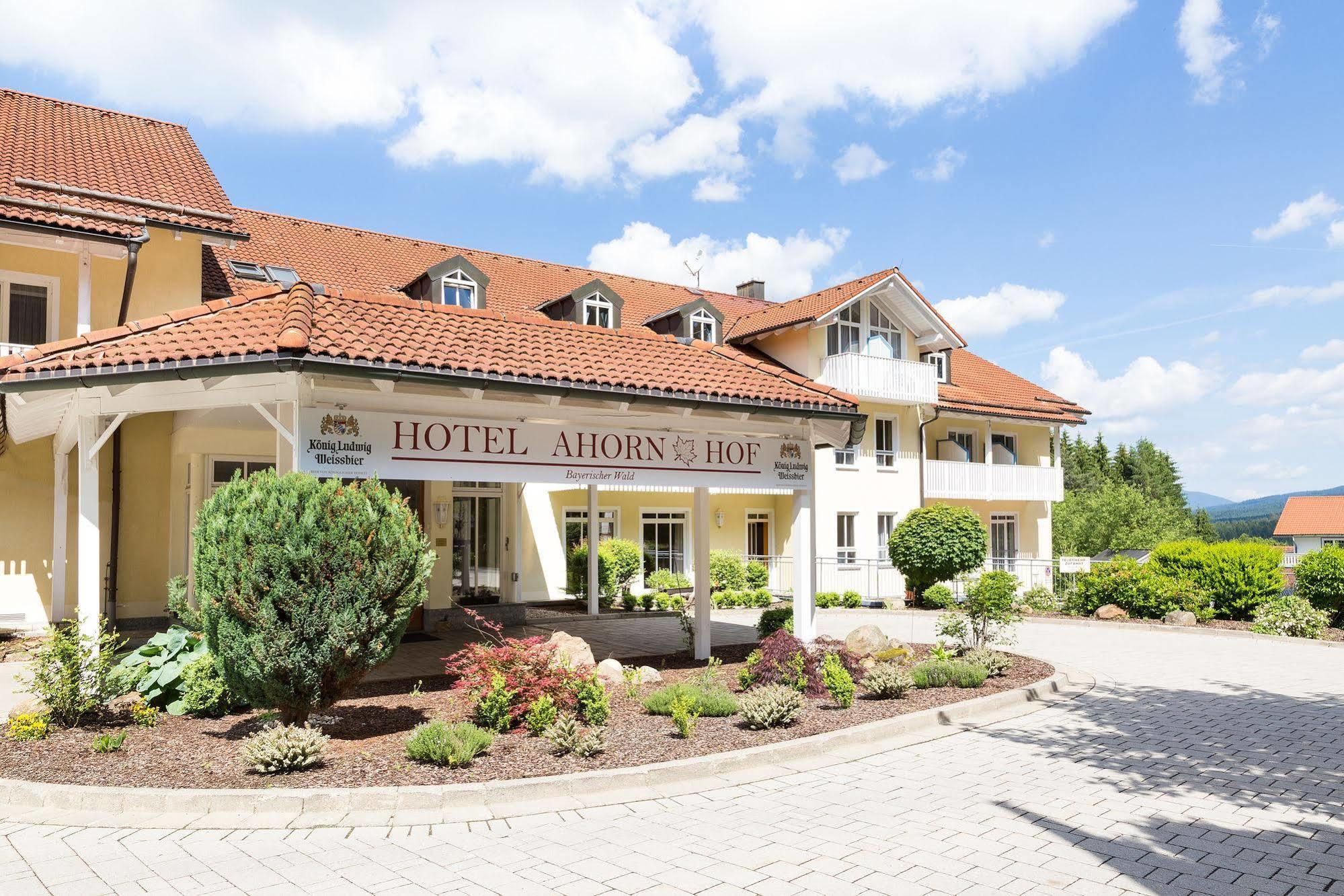 Hotel Ahornhof Lindberg Bagian luar foto