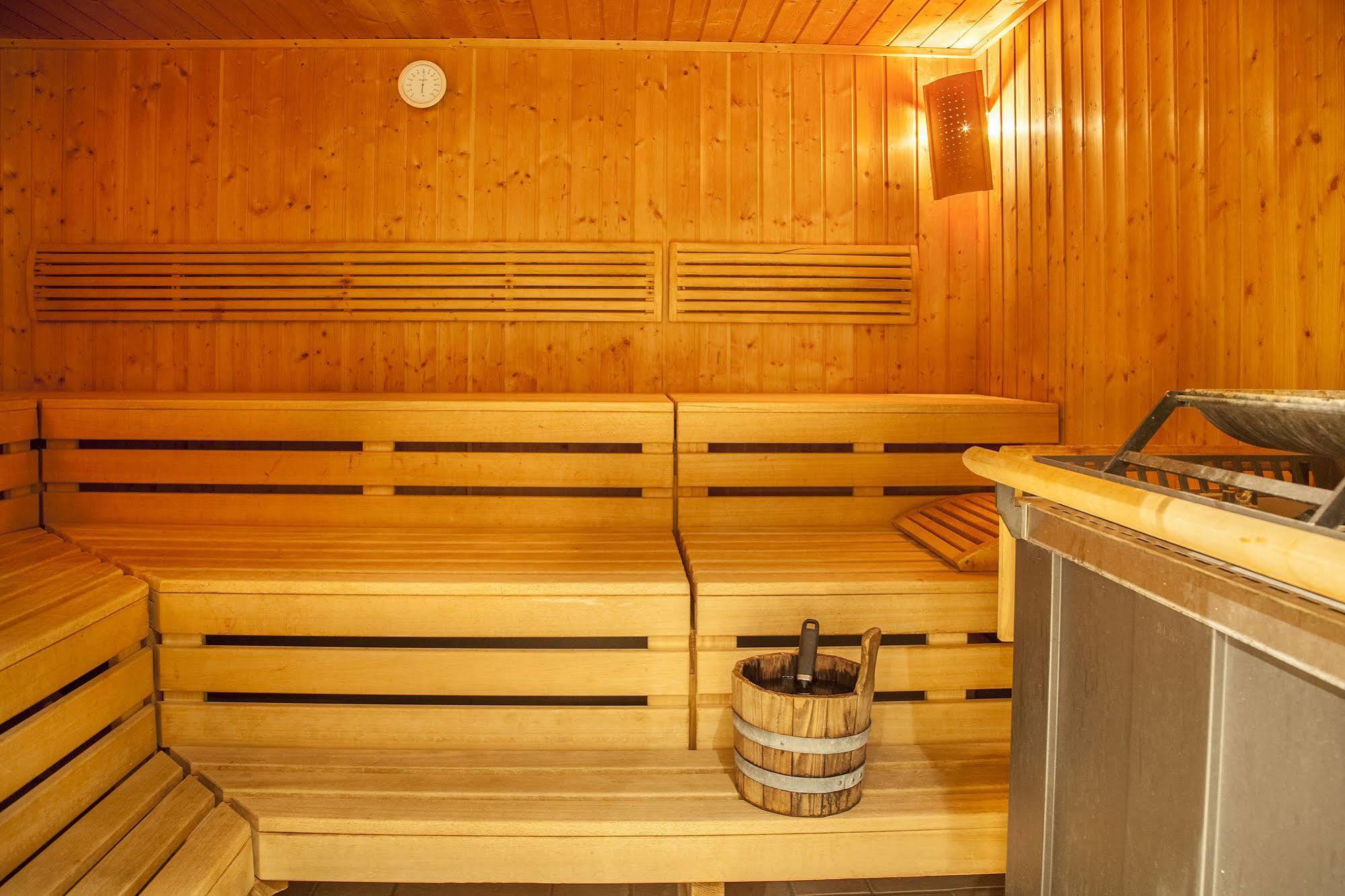 Hotel Ahornhof Lindberg Bagian luar foto