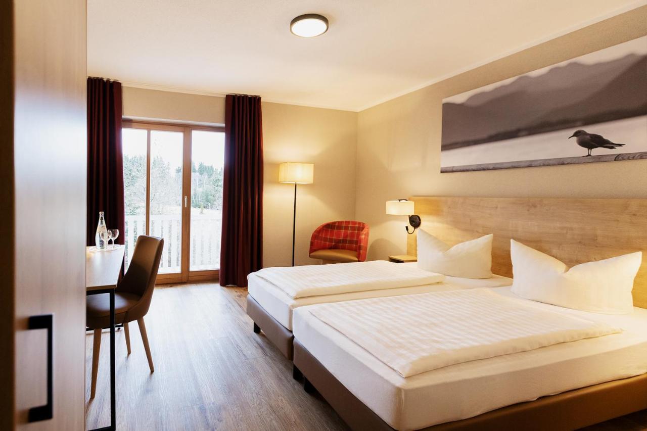 Hotel Ahornhof Lindberg Bagian luar foto